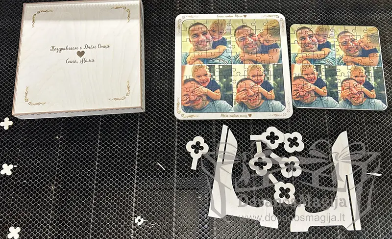 Koka puzle 64 gabaliņi ar rāmi un kastīti 25x25cm 2 Koka puzle 64 gabaliņi ar rāmi un kastīti 25x25cm